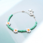 Met de nieuwe rocailles en Preciosa kralen maak je deze kettingen en armbanden: