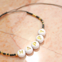 Fijne macram&eacute; armbanden met Miyuki kralen en letterkralen 