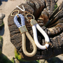 Get inspired!: deze sleutelhangers maak je eenvoudig zelf met de nieuwe eindkappen en schuivers van DQ metaal en koord maritiem! 