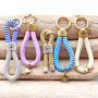 Get inspired!: deze sleutelhangers maak je eenvoudig zelf met de nieuwe eindkappen en schuivers van DQ metaal en koord maritiem! 