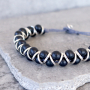  Ga zelf aan de slag en maak eenvoudig armbanden met houten kralen