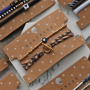 Deze armbanden kun je maken met het nieuwste elastisch stitched lint: 
