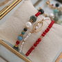 Oorbellen en armbanden maken met diverse soorten kralen doe je zo: