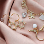 Zo maak je de leukste sieraden met de nieuwe zirkonia bedels en tussenstukken: