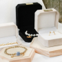 De mooiste displays en doosjes om jouw sieraden mee te presenteren: 