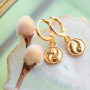 Ontwerp classy sieraden met yin-yang bedels en smiley kralen 