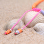 Met deze items cre&euml;er je de leukste zomerse sieraden: 