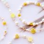 Ontwerp trendy sieraden met de trend items van deze zomer! 