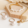Maak een eyecatching sieraden set met zoetwaterparels, stainless steel jasseron en een robuuste sluiting.
