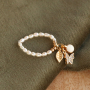 Maak minimalistische armbanden en ringen met zoetwaterparels