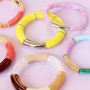 Ontwerp nu de mooiste armbanden collectie met acryl kralen tube