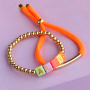 Zo gebruik je neon items in je komende sieraden collectie