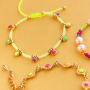 Zo gebruik je neon items in je komende sieraden collectie