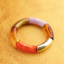 Get inspired en cre&euml;er armbanden met acryl kralen tube