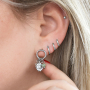 Get creative met ronde oorbellen met pin