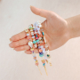 Zo verwerk je natuursteen kralen in trendy armbanden