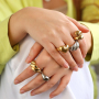 Inspiratie tijd met onze stainless steel oorbellen en ringen