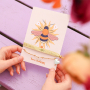 Inspiratie tijd met tekstlint en unieke kaartjes voor sieraden