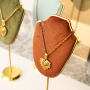 Nieuwe collectie prachtige sieraden displays