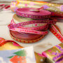Maak je cadeaus & creaties extra feestelijk met lint!