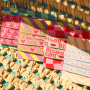 Maak unieke armbandjes met nieuwe lint en smart bead stoppers