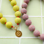 Statement kettingen maken met acryl kralen met waxkoord
