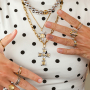 Sieraden sets cre&euml;ren met rvs ringen en bedels